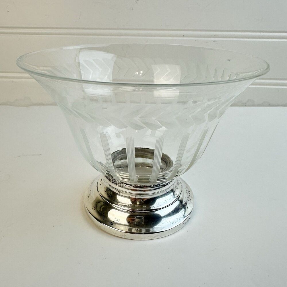 Vintage Etched Glass Candy Nut Bowl Elegant Classic Sterling Base Hunt Silver Co